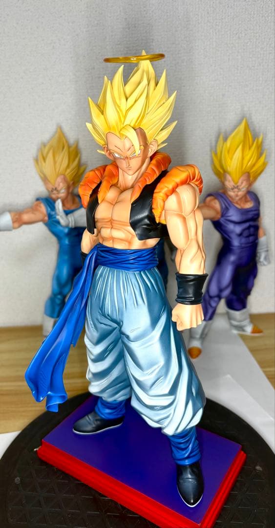 ドラゴンボール　ゴジータ フルリペイント　磁石台座付き　 フィギュア