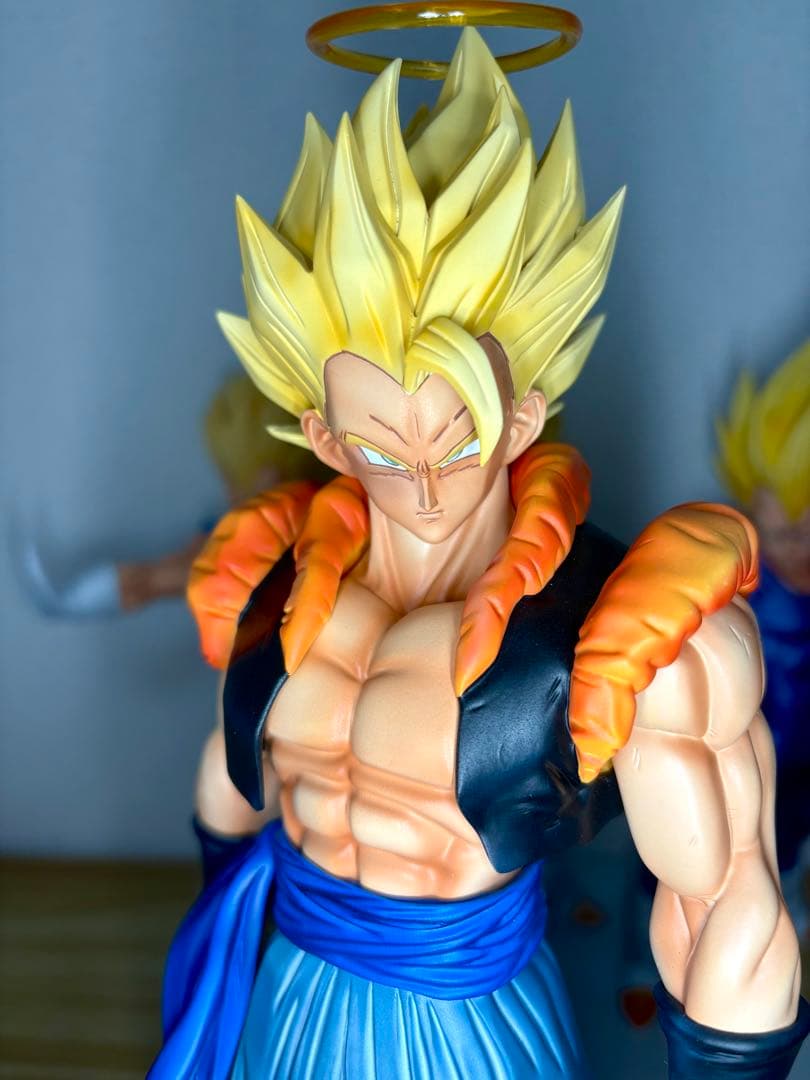 ドラゴンボール　ゴジータ フルリペイント　磁石台座付き　 フィギュア