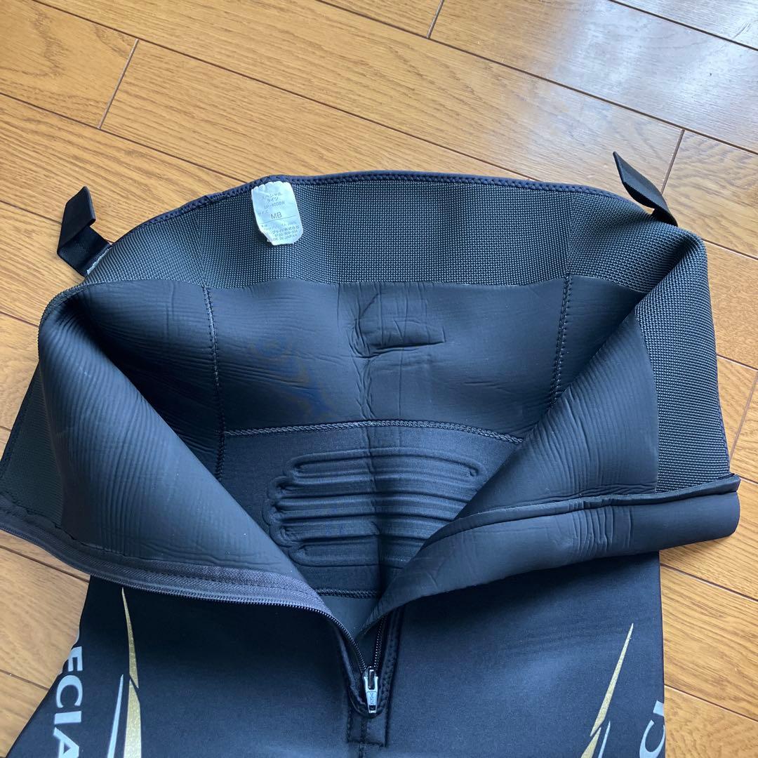 ダイワ鮎 スペシャルタイツSP-4008W マスターブラック ウェア　サイズMB