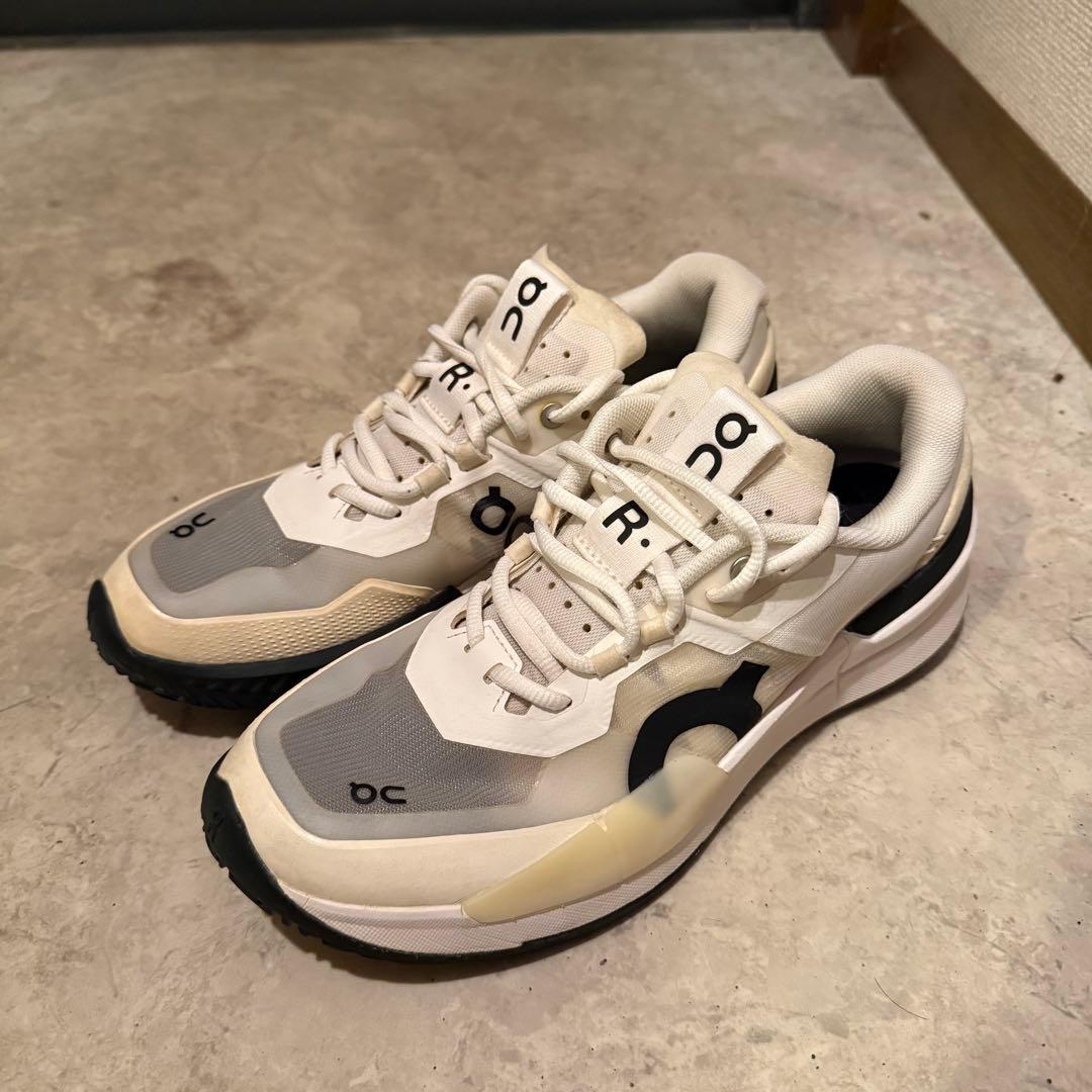 シューズ(男性用) On the ROGER PRO 2Clay 25.5cm