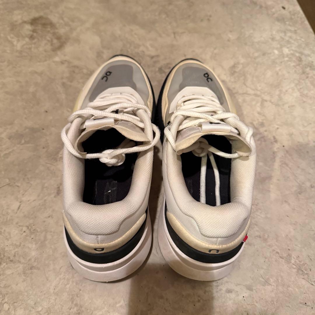 シューズ(男性用) On the ROGER PRO 2Clay 25.5cm