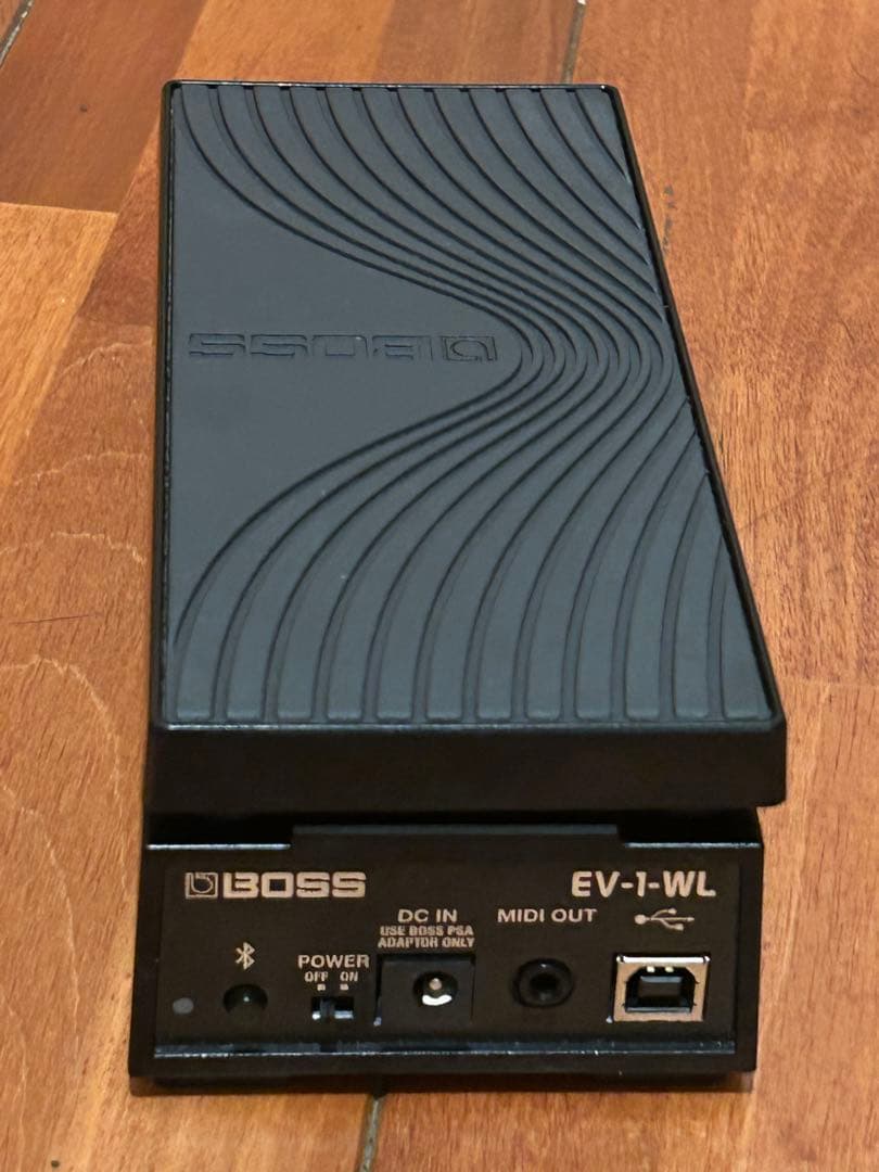美品☆BOSS EV-1-WL ワイヤレス エクスプレッションペダル