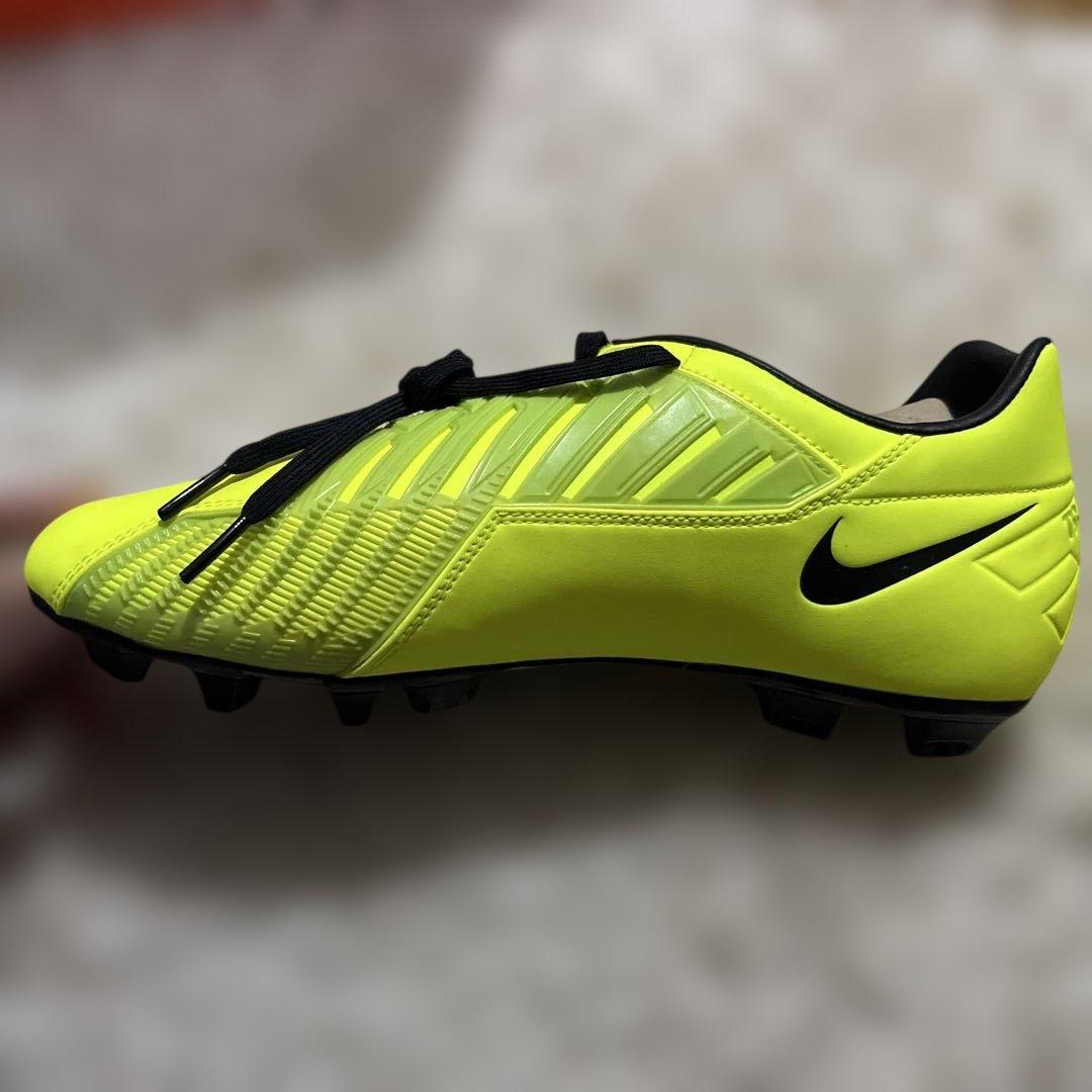 Nike スパイクシューズ　T90STRIKE IV HG-B