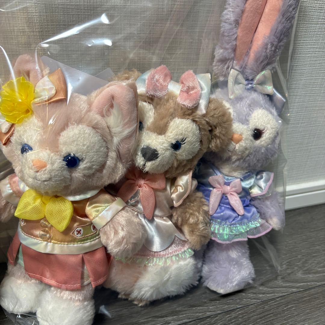 【新品未開封】カラフルハピネス　ダッフィー ポージープラッシー 20周年