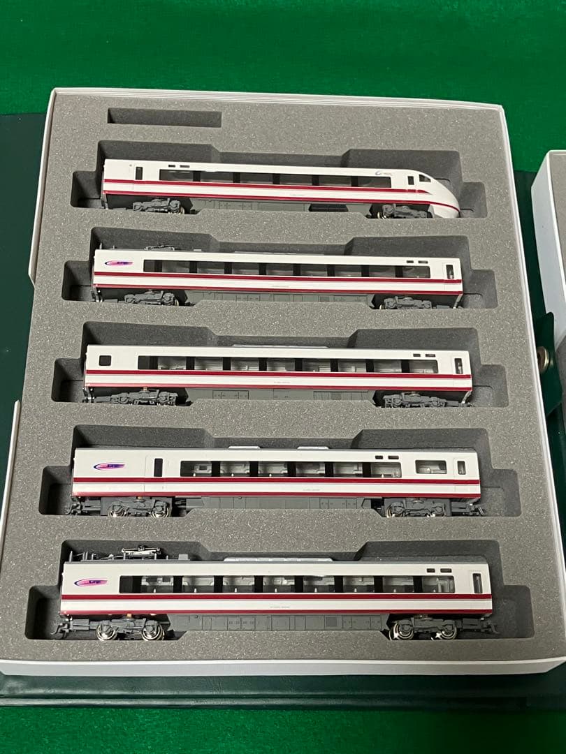 KATO 10-381 681系 2000番台 北越急行 スノーラビット 9両