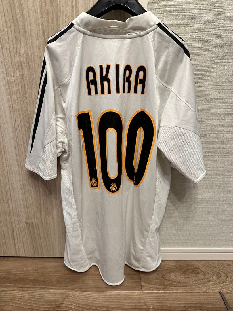 2004-05シーズン　レアルマドリード　ホームユニフォーム