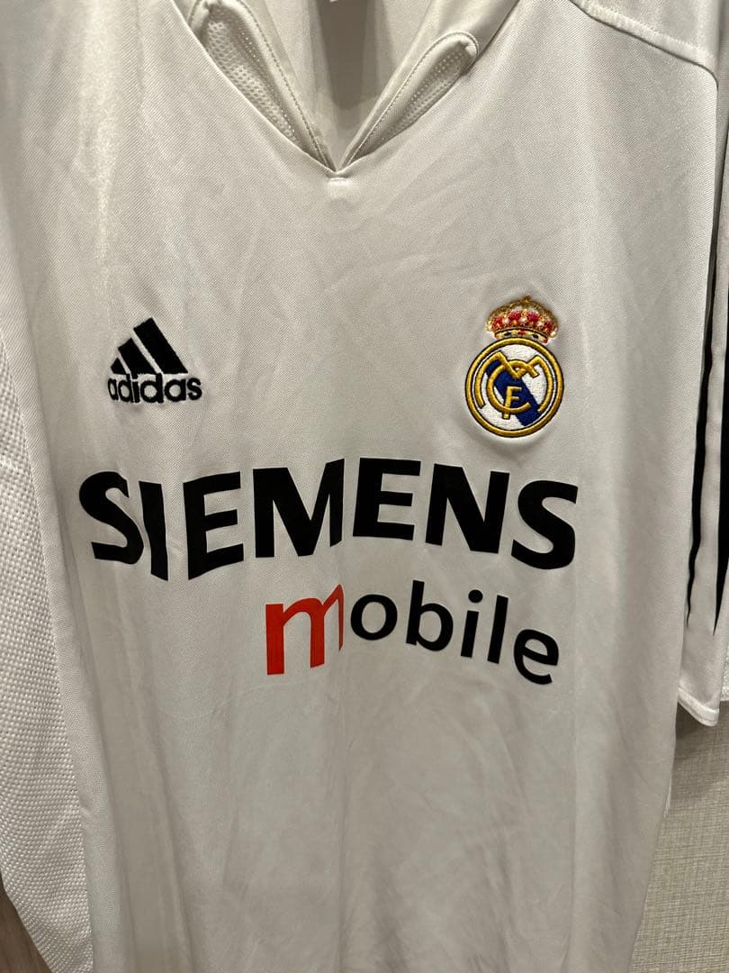 2004-05シーズン　レアルマドリード　ホームユニフォーム