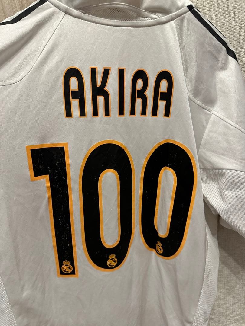 2004-05シーズン　レアルマドリード　ホームユニフォーム