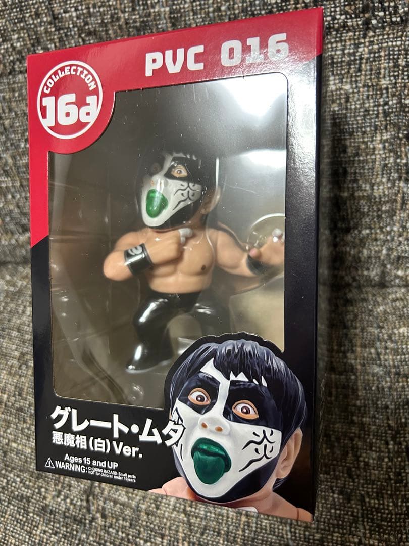 16dソフビコレクション★グレート・ムタ 初期 赤ペイント& 悪魔相（白）ver
