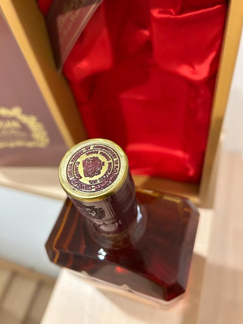 ローガン　デラックス　スコッチウイスキー　750ｍｌ