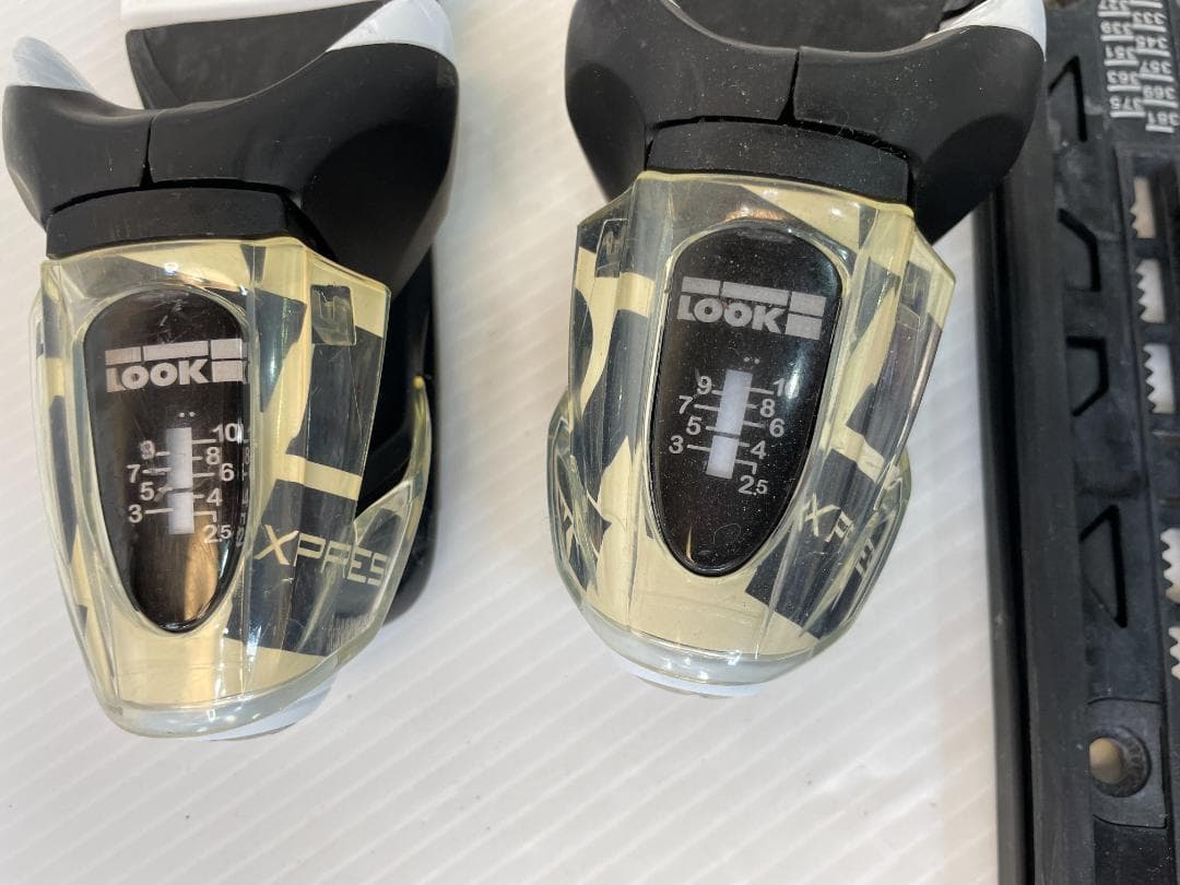 ◆ スキー ビンディング LOOK XRESS 2.5-10 261-381mm