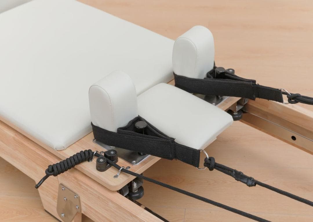 「入荷完了、すぐに発送可能」ウッドフォルダブルピラティスリフォーマー セット