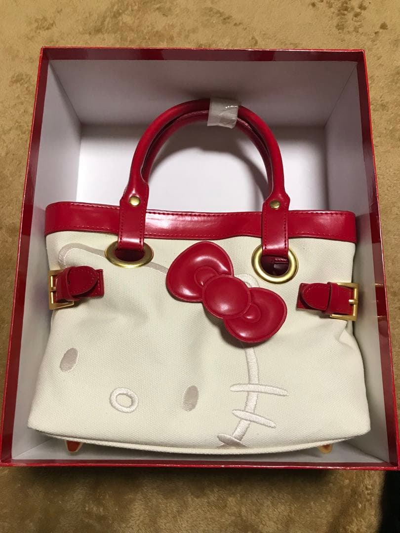 【激レア‼️】ハローキティ 30周年アニバーサリーバック　新品 未使用品