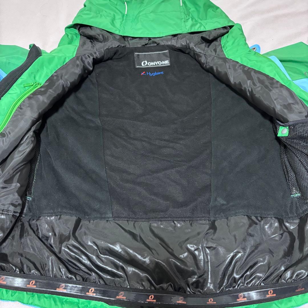 オンヨネ　スキーウェア上下セット