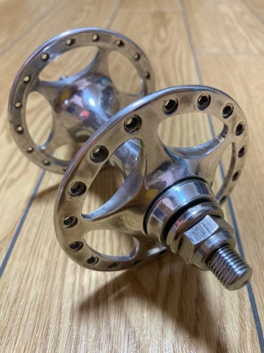 再値下げ！激レア　カンパニョーロ ラージハブ 100mm 36H NJS認定