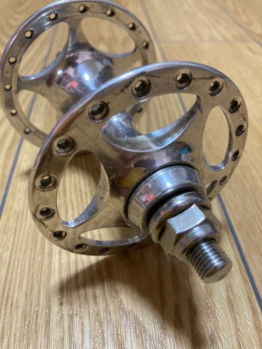 再値下げ！激レア　カンパニョーロ ラージハブ 100mm 36H NJS認定