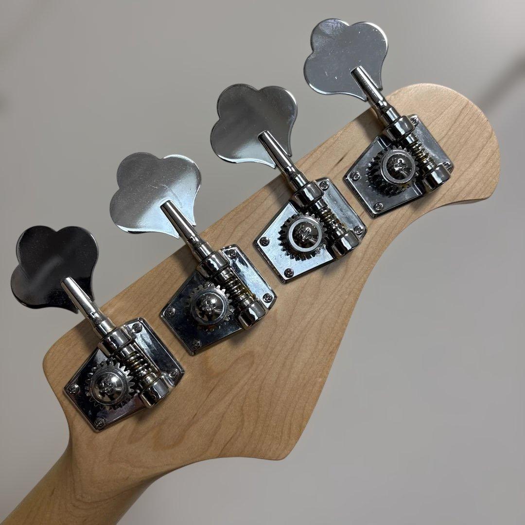 Bacchus bjb-1r-lh エレキベース アイボリー