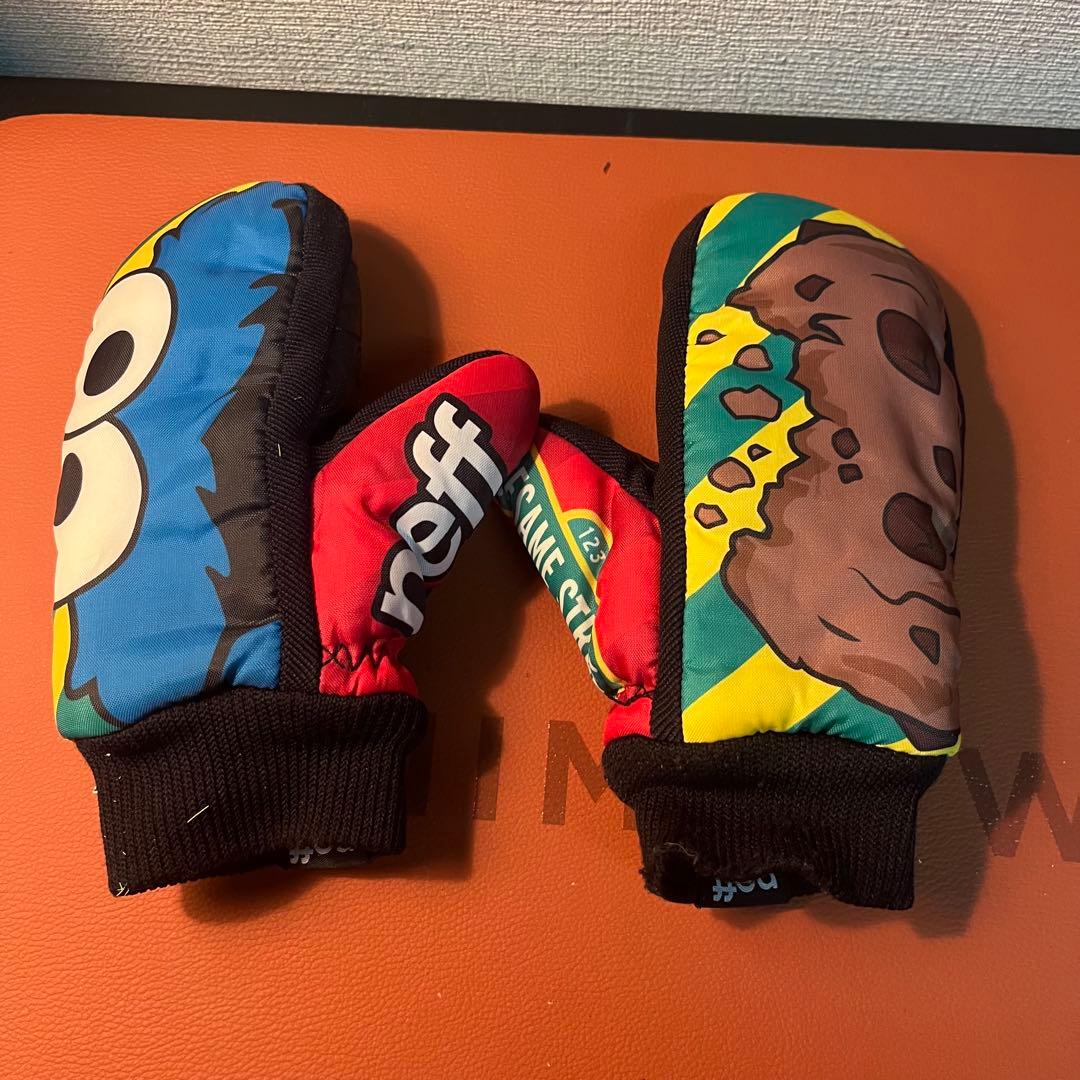 3点セット！キッズ　neff セサミストリート