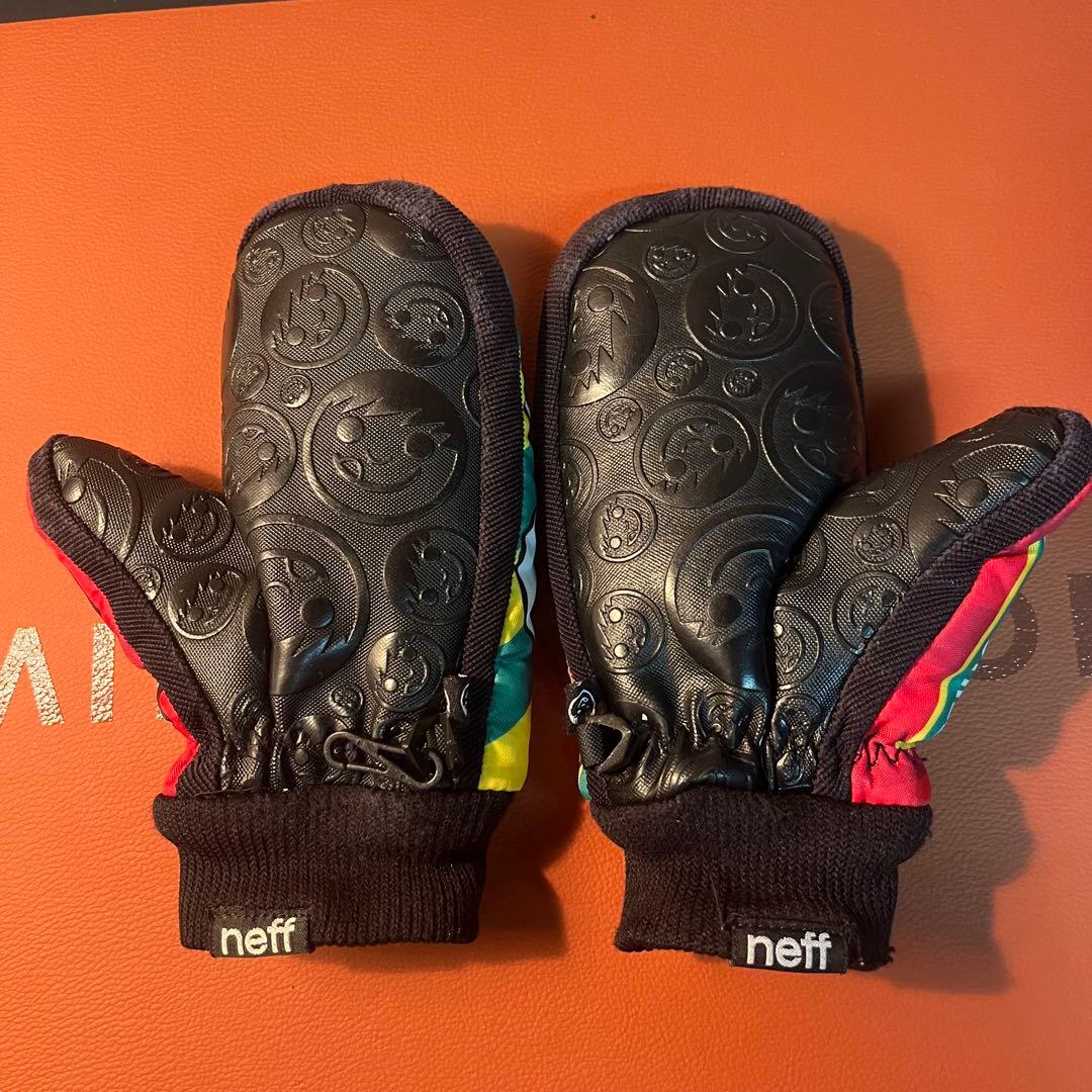 3点セット！キッズ　neff セサミストリート