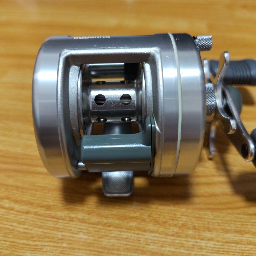 ☆ シマノ　☆カルカッタ 200