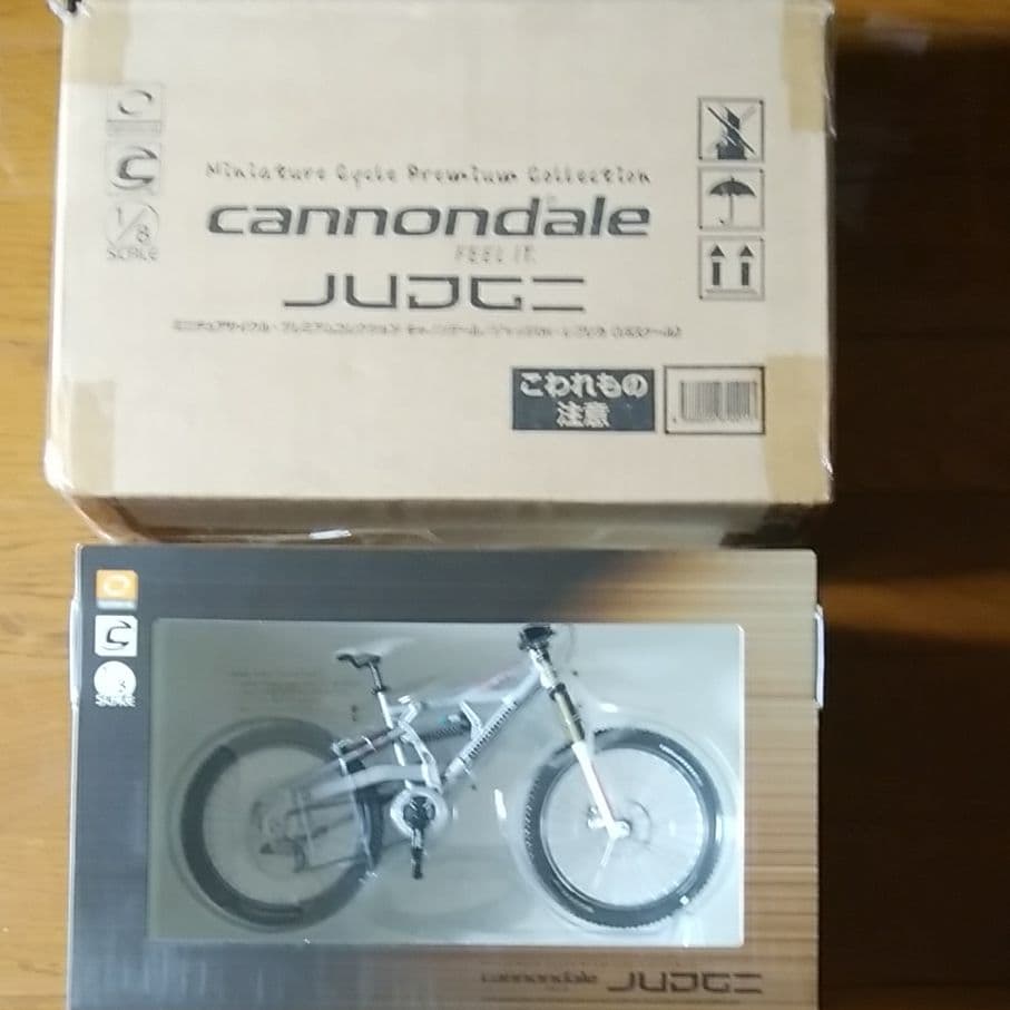 ミニチュアサイクル　キャノンデール JUDGE