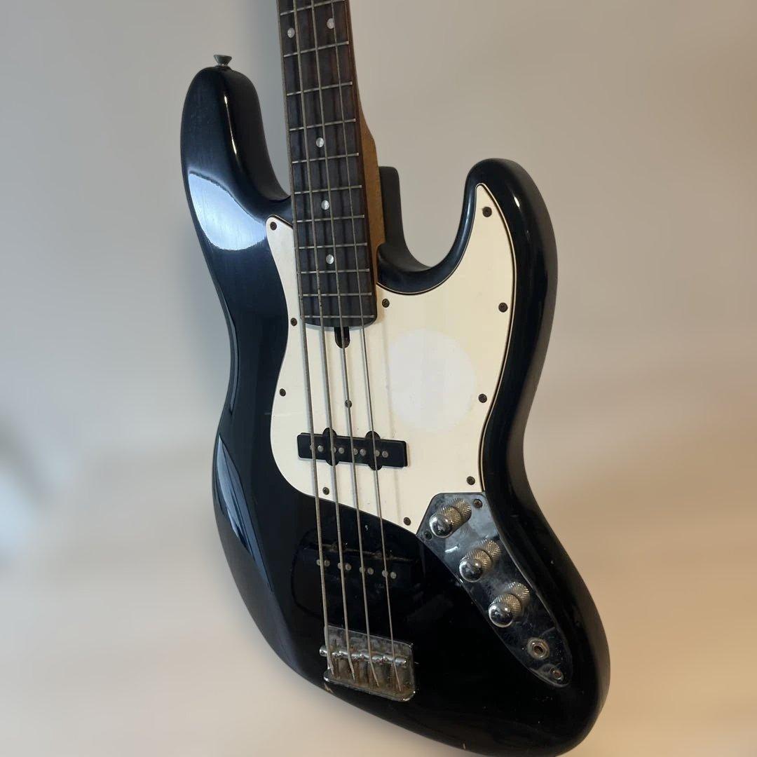 エレキベース bacchus