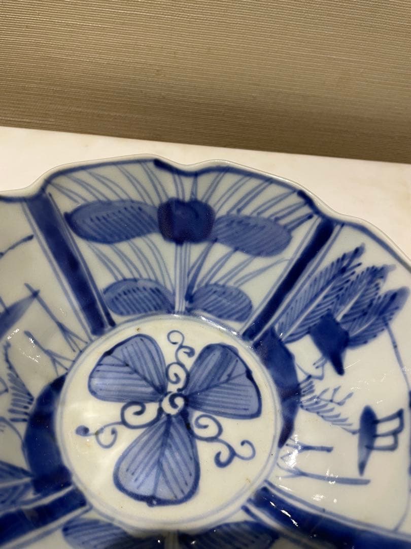 古伊万里 染付 八角五寸鉢 草花図 ソテツの葉 ガマの穂