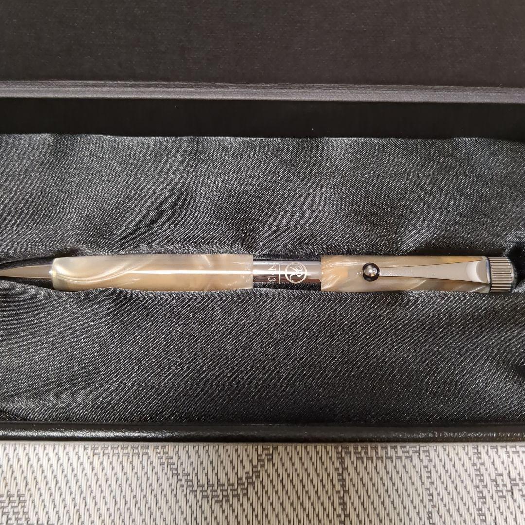 英さん専用　伊東屋ROMEO NO3 ボールペン　イタリアンベージュ