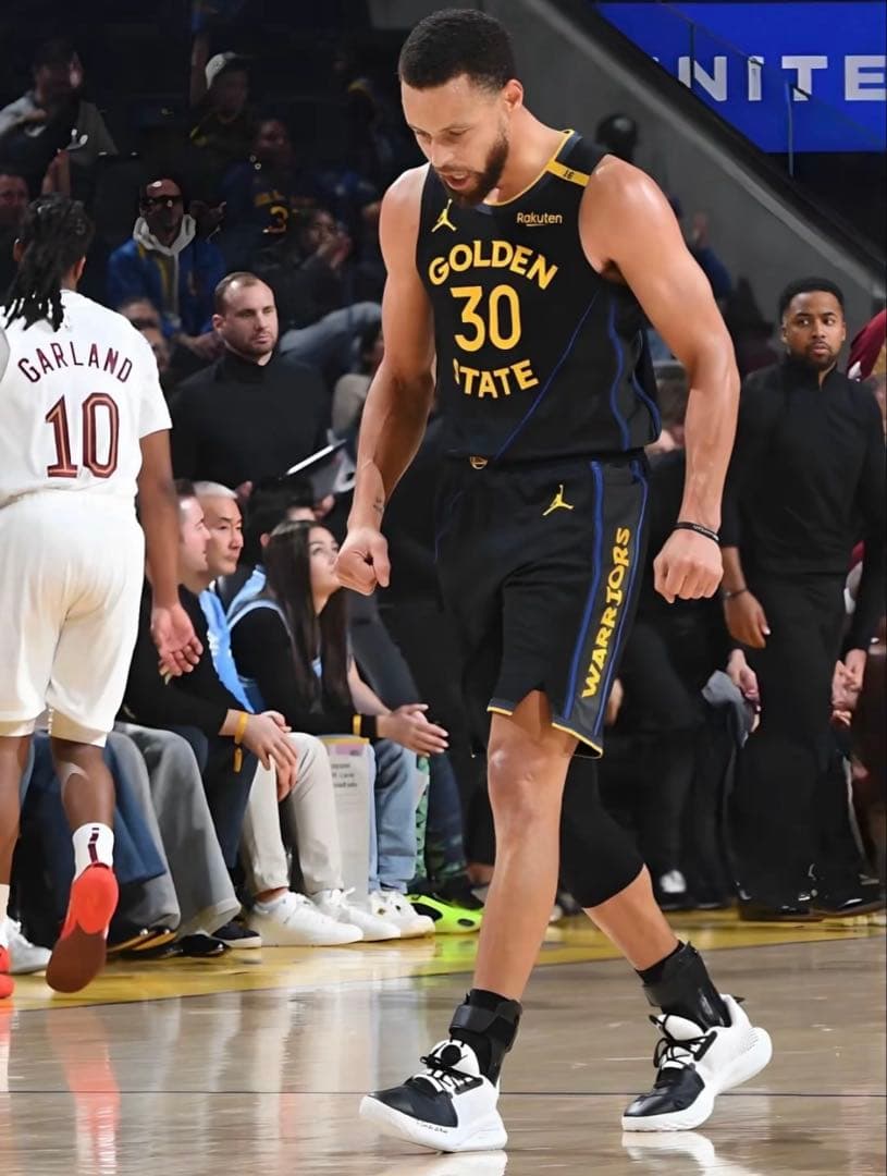 即発送 廃盤 UnerArmour Curry6 Flotro カリー フロトロ