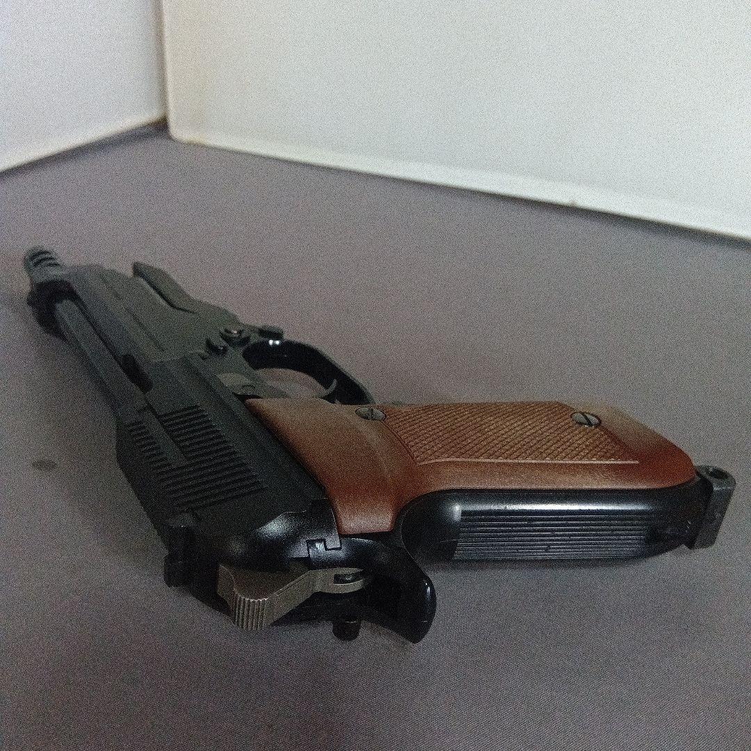 MGC M93R ベレッタ 木製グリップ　固定スライド　エムジーシー