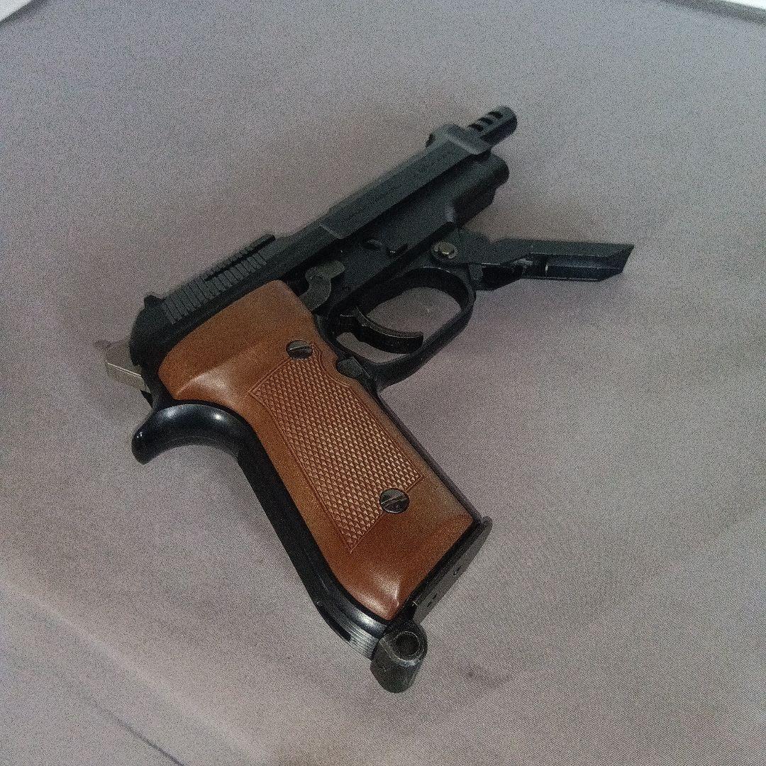 MGC M93R ベレッタ 木製グリップ　固定スライド　エムジーシー