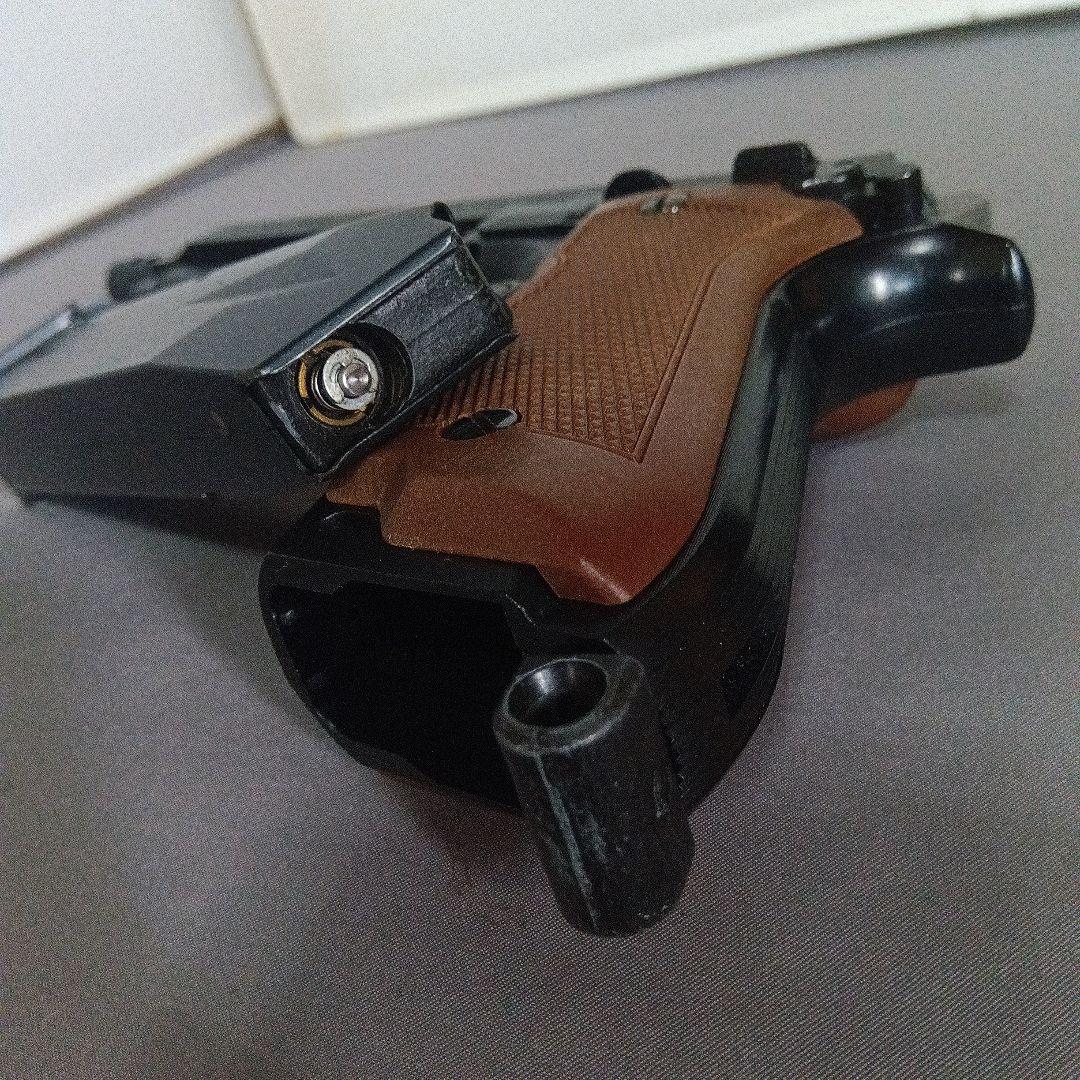 MGC M93R ベレッタ 木製グリップ　固定スライド　エムジーシー