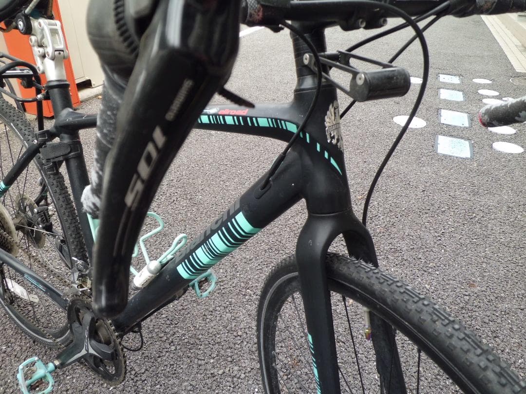 ビアンキ Bianchi インプルソ グラベルロード　シマノ１０５