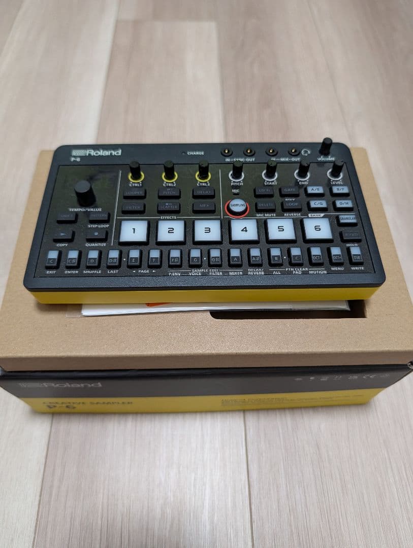 鍵盤楽器 P-6 Creative Sampler