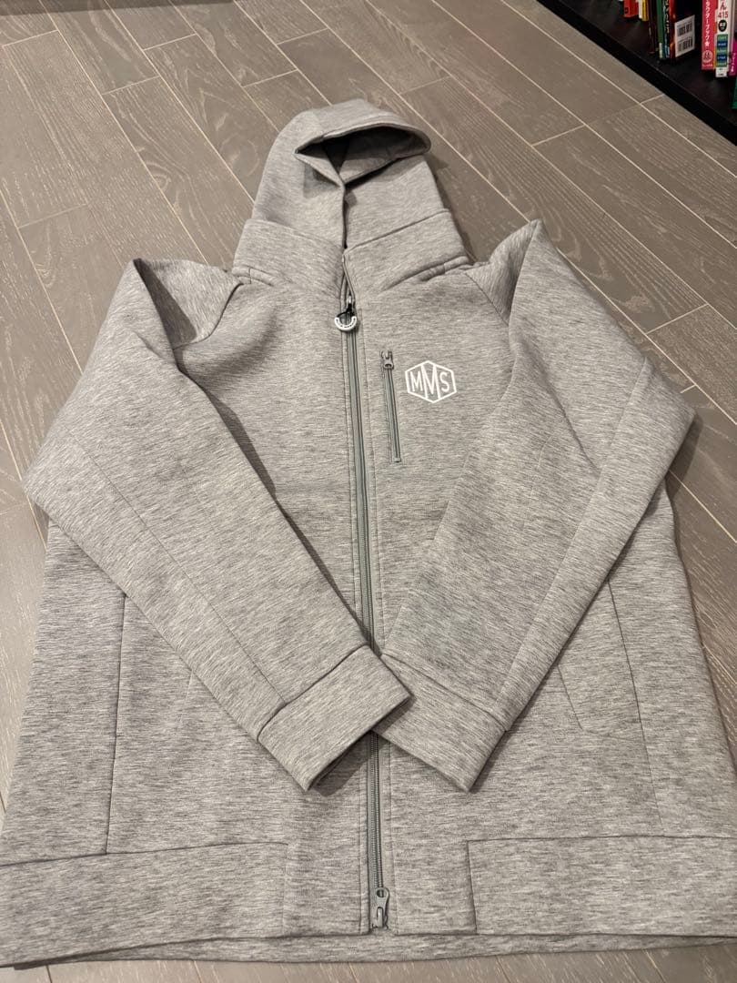 新品未使用　ムータ　ゴルフ　ボンディングパーカー