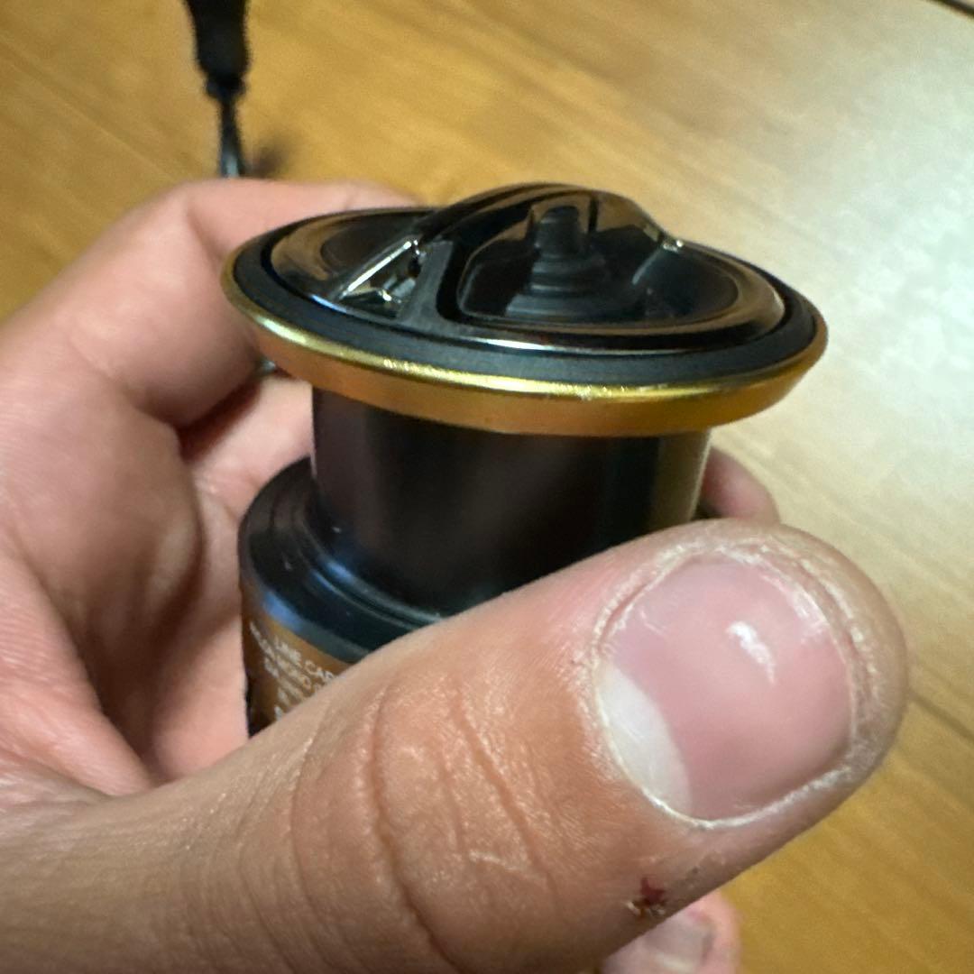 ULTEGRA 2500 D スピニングリール