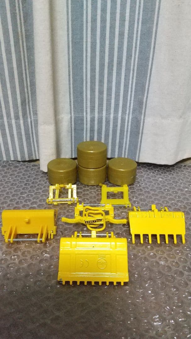 最終値下げ！ジク　ビックサイズ　フェント　ローダー　トラクター　純正パーツ多数