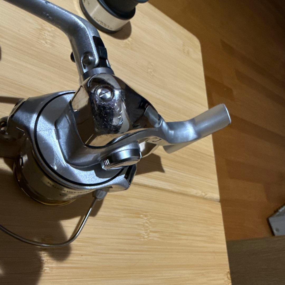 リール Daiwa TOURNAMENT-X 2000LBA