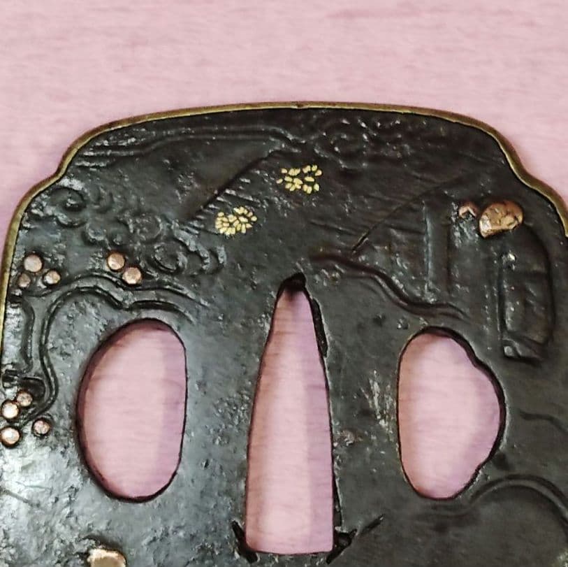 刀装具 鐔 鍔 無銘 鉄地 銅覆輪 金象嵌 色絵 賢人風景図 木瓜形鐔 時代物