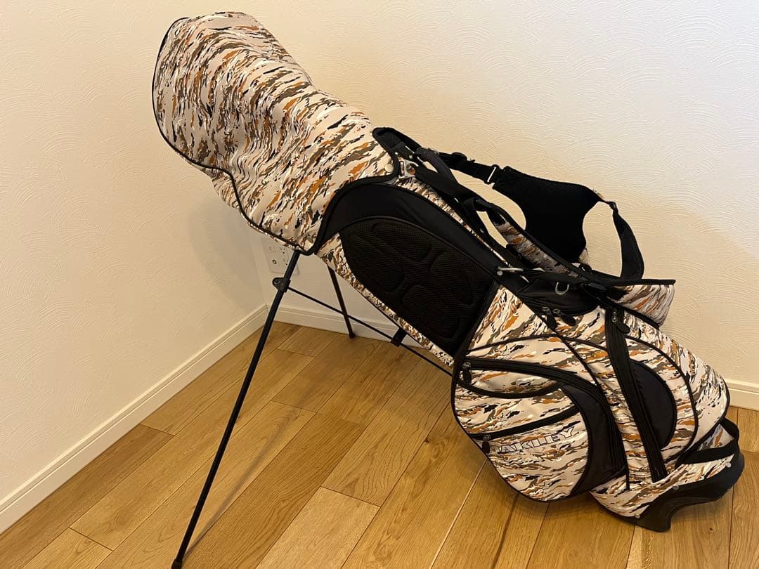 オークリー　スタンド式　キャディバッグ