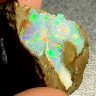 エチオピア　希少チョーク　天然オパール 原石 多色　鉱石　標本　プレシャス