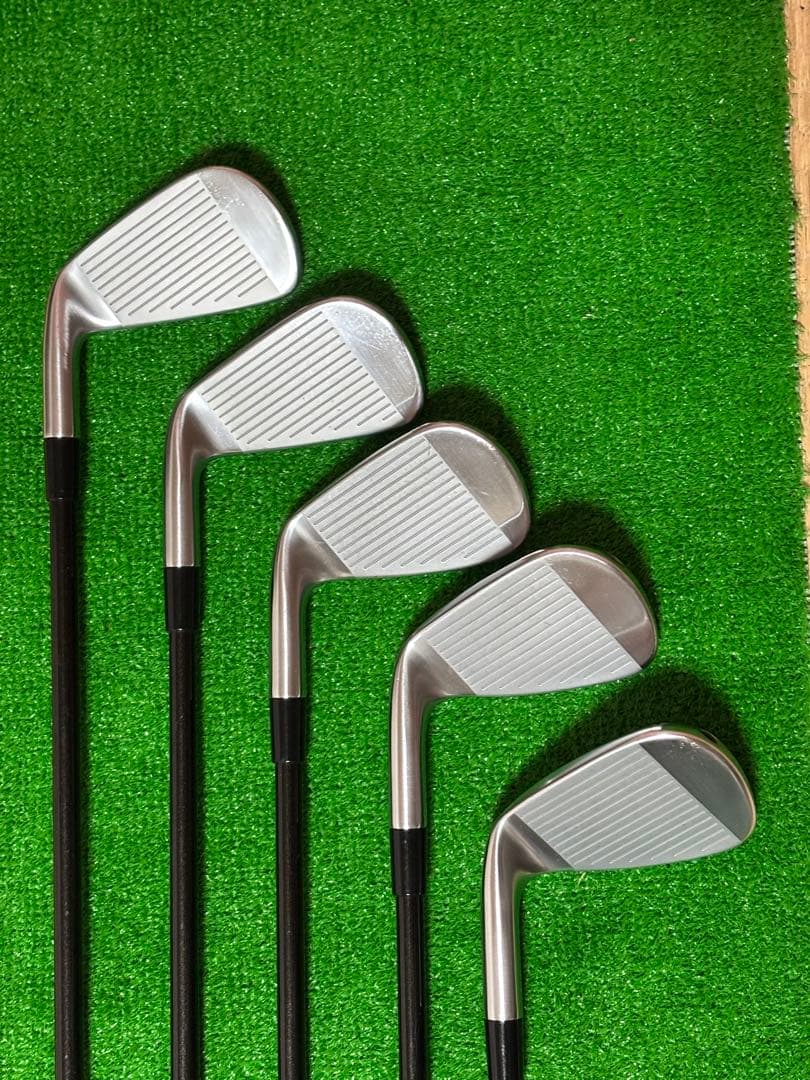 テーラーメイドP790アイアン(2025年) 6#〜PW5本組