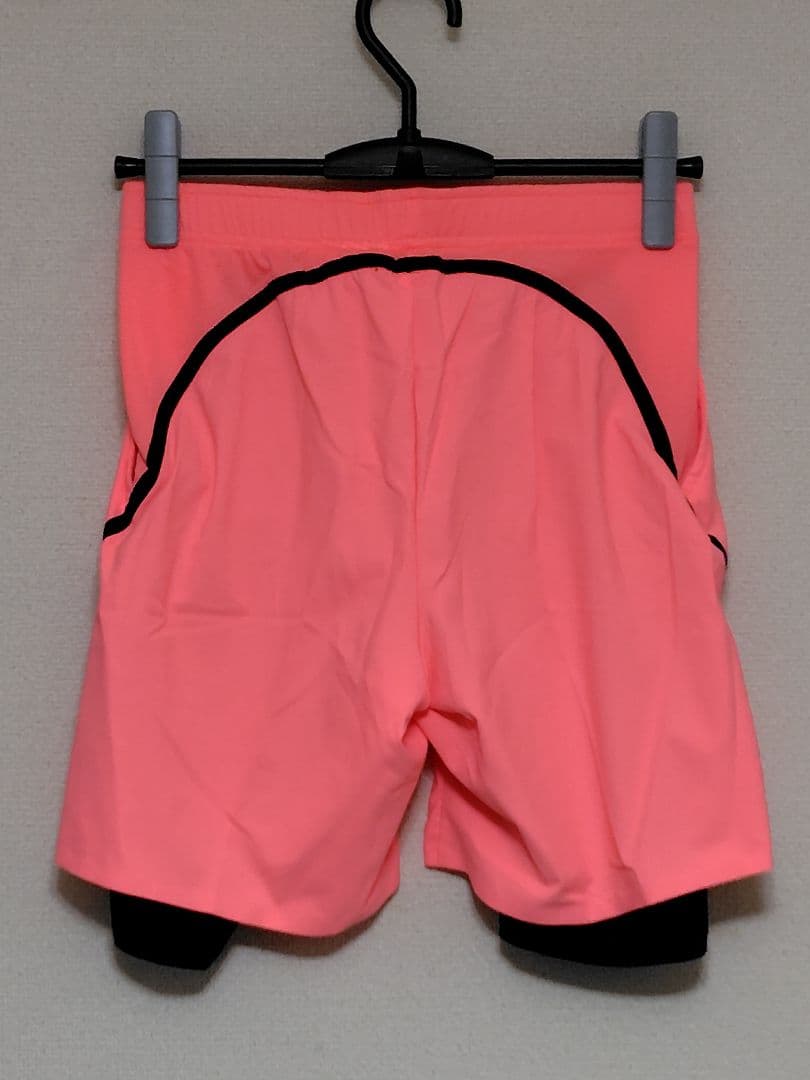 新品タグ付き　ナイキ　テニスウェア　ハーフパンツ　XS (USサイズ)