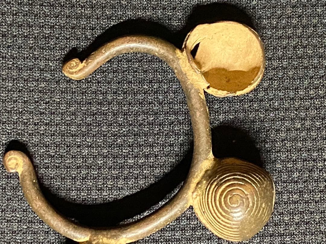 鉄製ブレスレット