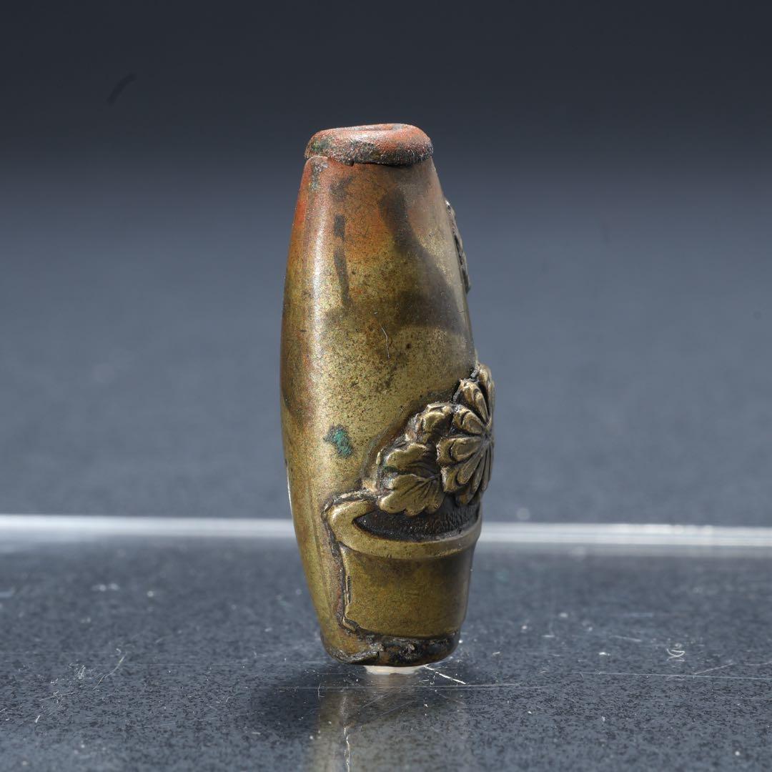 緒締め玉　菊水　提げもの　金属　黒　R1646