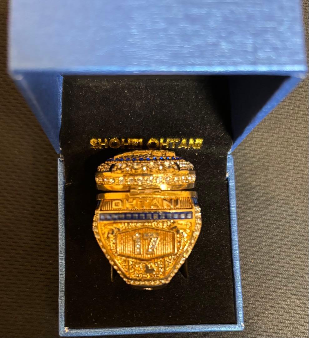 ⭐️期間限定価格⭐️大谷翔平 チャンピオンリング&ワールドチャンピオンミニトロフィー