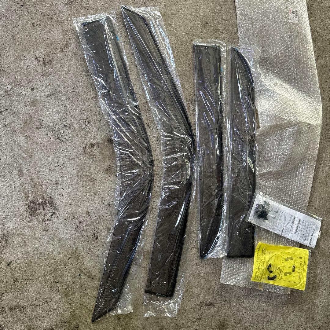 ダイハツ キャスト　ワイドバイザー 08610-K2035-