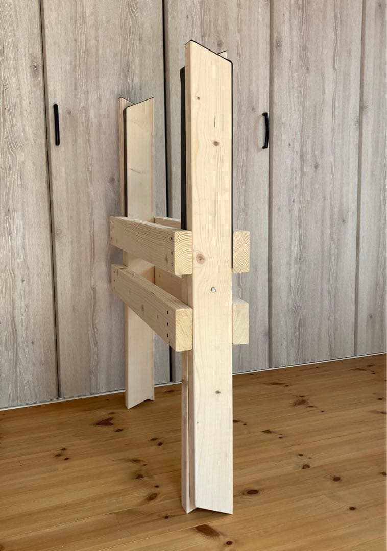 値下げ！開閉式！木製サーフボード用メンテナンススタンド　ボードスタンドサーフィン