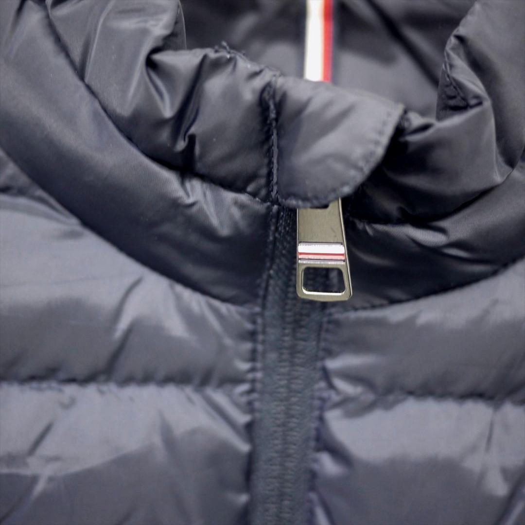 新品 トミーヒルフィガー THPROTECT 軽量 耐水 中綿 ベスト L 紺