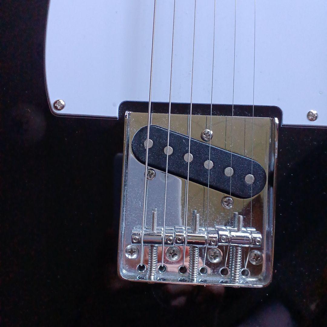 【バッカス】　ブラック ソリッドボディ エレキギター　ソフトケース他付属品